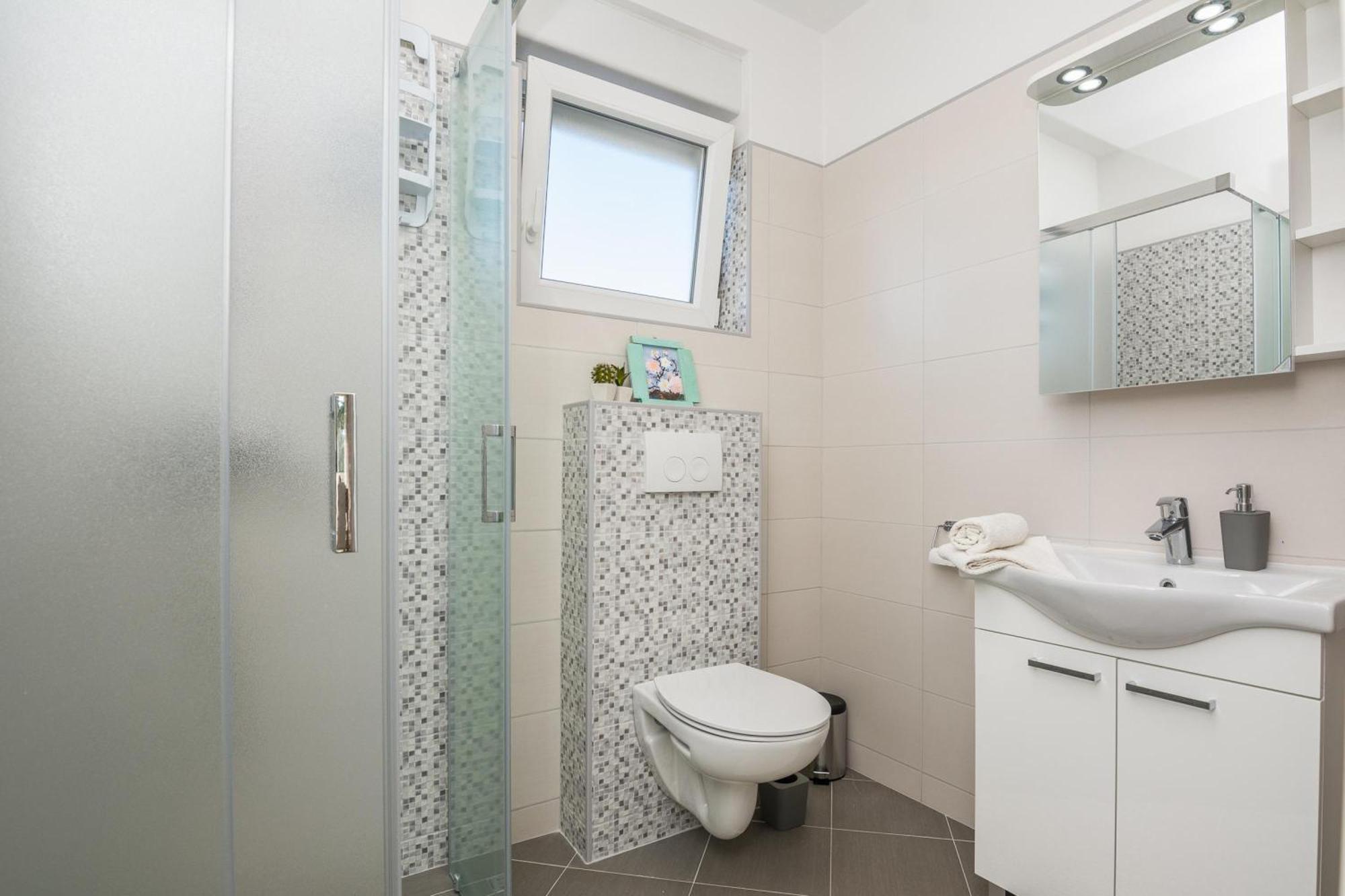 Pool Apartment Bakija 2 - Happy Rentals Pakoštane 外观 照片
